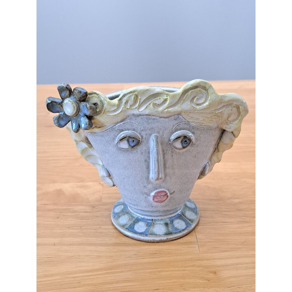 CLAY BAY POTTERY By Jeanne Svien Aurelius Lady Head Vase 2015 Flower 5.5"
